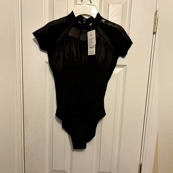 Ballet🩰Leotards for Women👩🏽Turtleneck Short Sleeve Dance Bodysuit Sz M - Picture 3 of 9